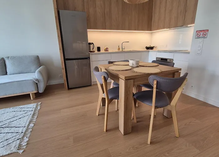 Luxurious Cinnamon Apartment, Self Check-in 24h, Free Parking, Air-conditioning Lejlighed Poznań