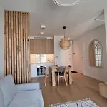 Luxurious Cinnamon Apartment, Self Check-in 24h, Free Parking, Air-conditioning Apartmán
