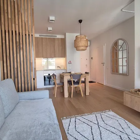 Apartmán Luxurious Cinnamon Apartment, Self Check-in 24h, Free Parking, Air-conditioning *